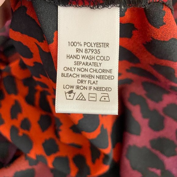 Susan Graver Animal Print Blouse Women's Size 6 Long Sleeve Embellished V Neck - Picture 7 of 7